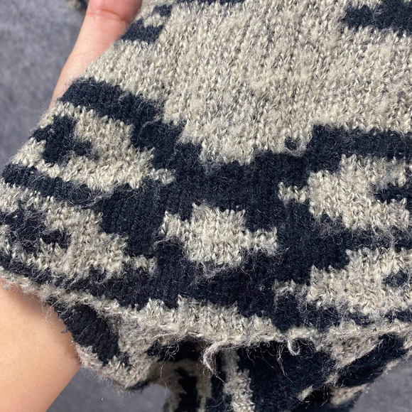 Soft Surroundings Calais Cardigan Medium Black Tan Aztec Printed Long Sleeve - Picture 10 of 10